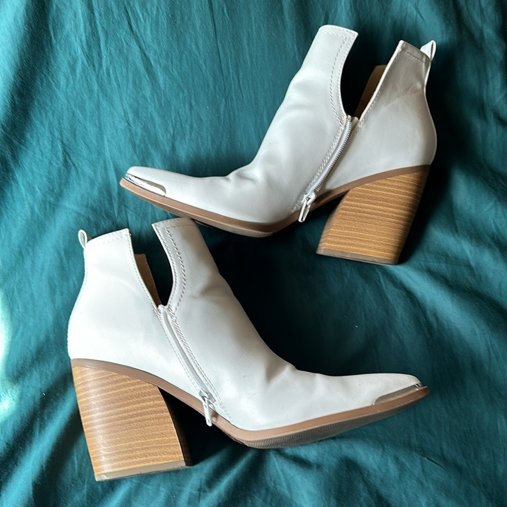 White silver tip ankle boots